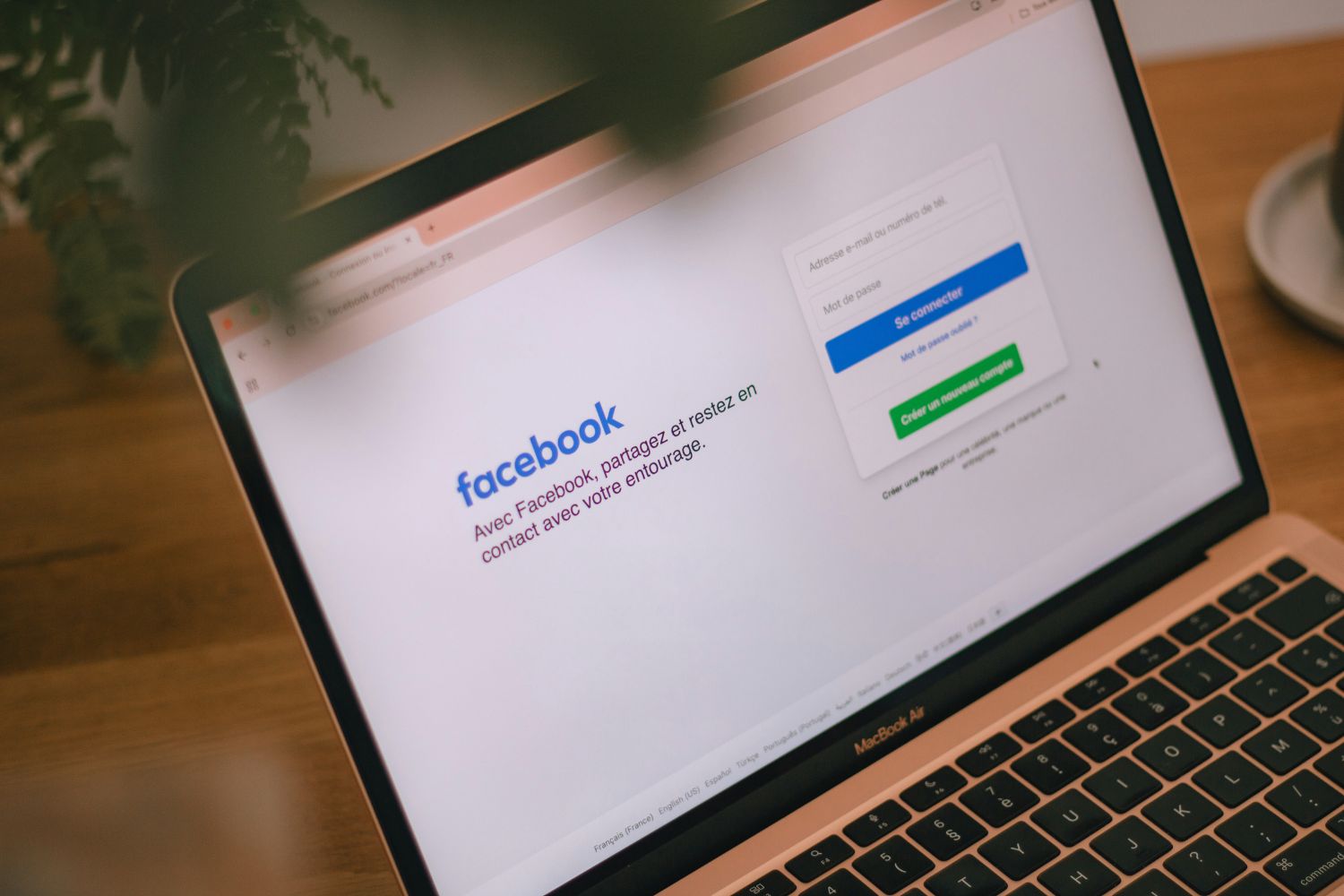 How Turning Off Comments Can Protect Your Facebook