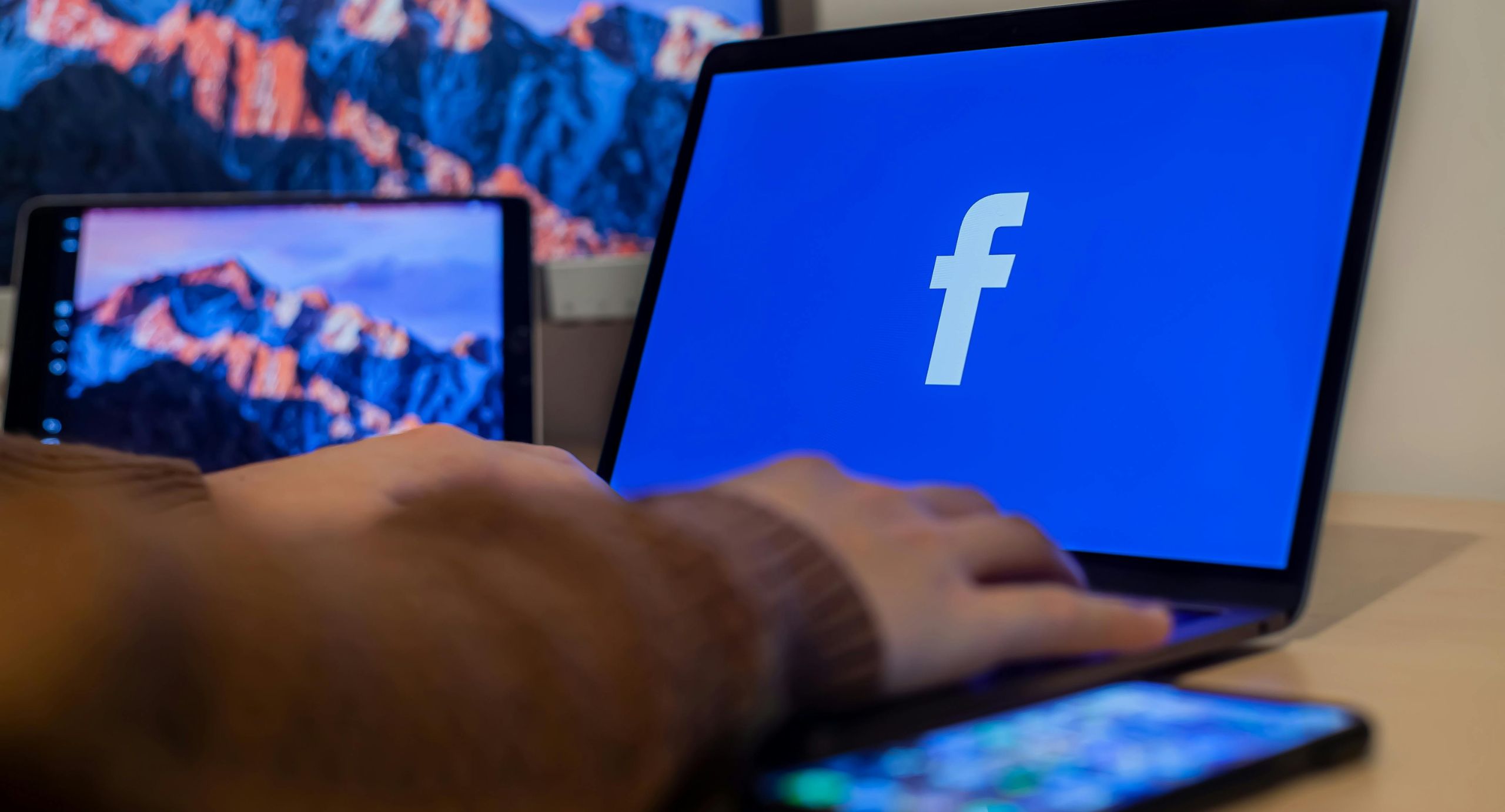 How to Handle Toxic Customers with the Facebook Comment Disable Tool