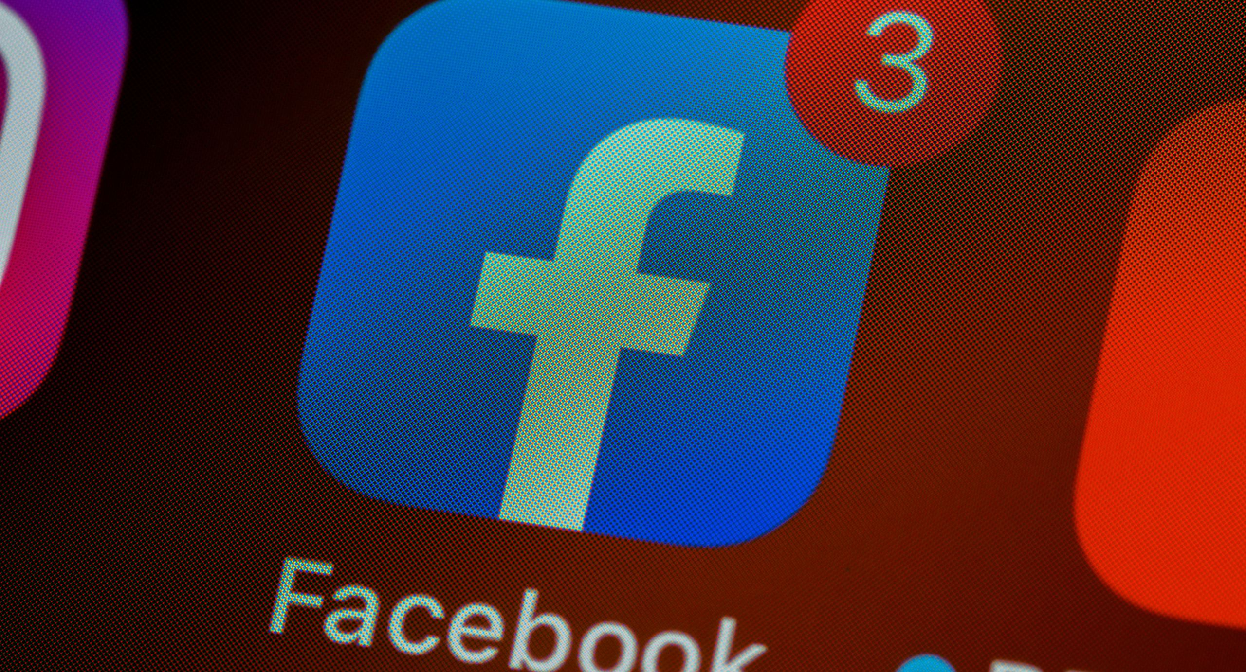 How to Improve Response Time With Facebook Comment Moderation Tool